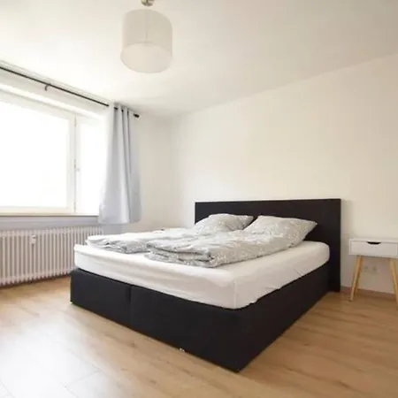 Air 13 Apartment