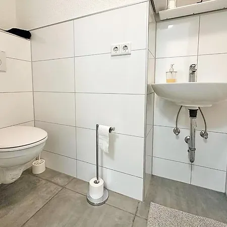 Apartment Air 13