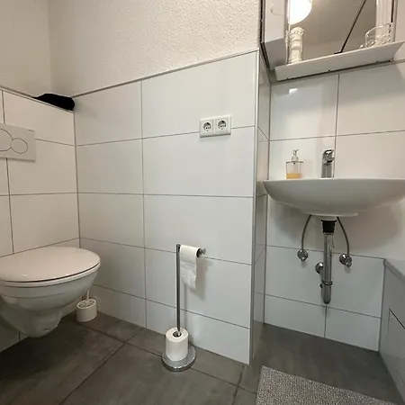 Apartment Air 13